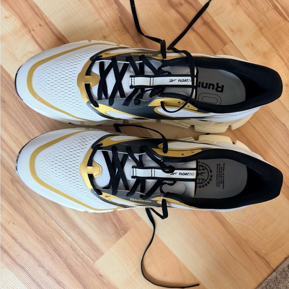 Reebok FloatZig 2 Running Shoes - Picture 6 of 6